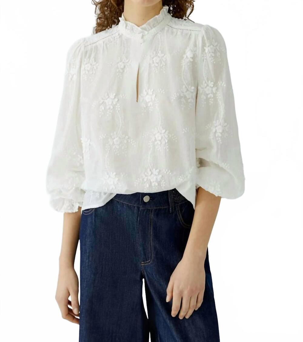 NEW OUI floral embroidered blouse in cloud dancer